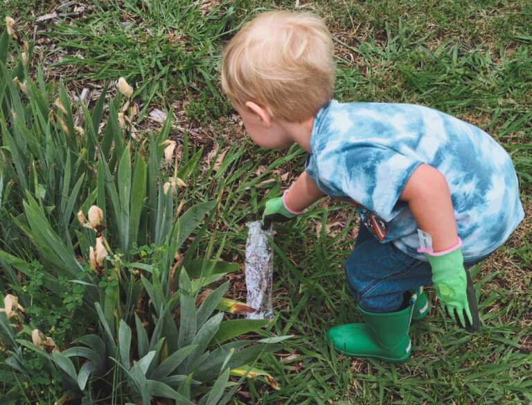 An All-Day Earth Day Lesson for your Early Learner (+Free Worksheet!)